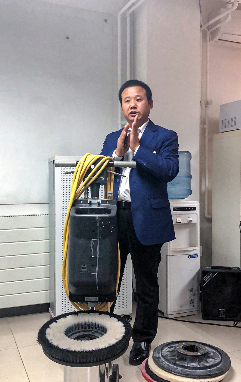 美汐清潔 | 天潤物業(yè)舉辦職業(yè)技能大比拼，趙富珍獲“個人優(yōu)秀獎”，北京保潔公司,美汐清潔,物業(yè)服務,職業(yè)技能大賽,保潔員